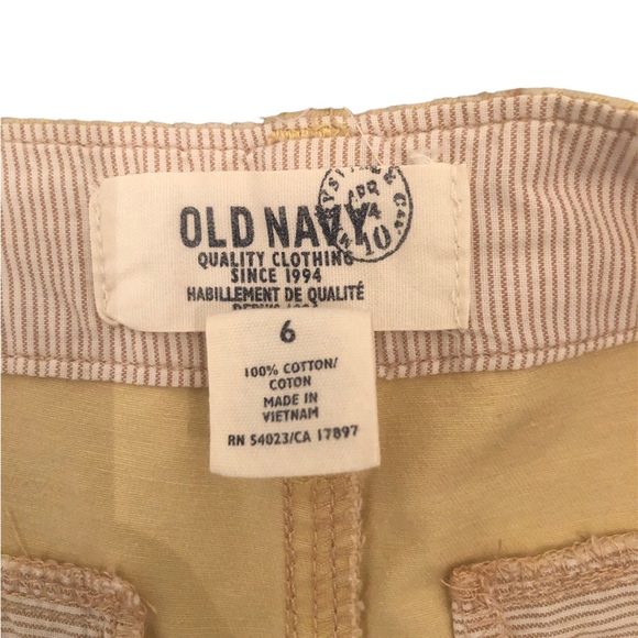 Old Navy shorts. Pale yellow 6 - Picture 3 of 3